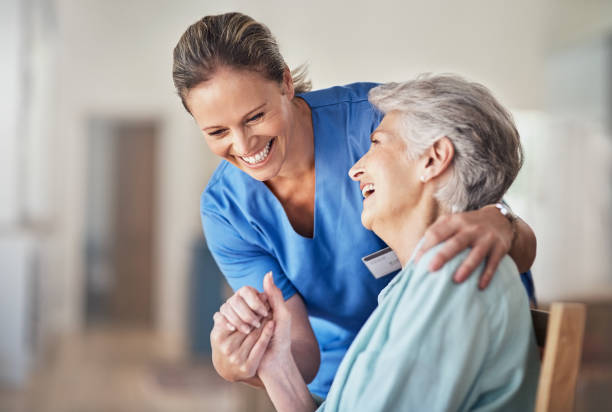 The Benefits of Hiring a Senior Care Agency in Lauderhill, FL