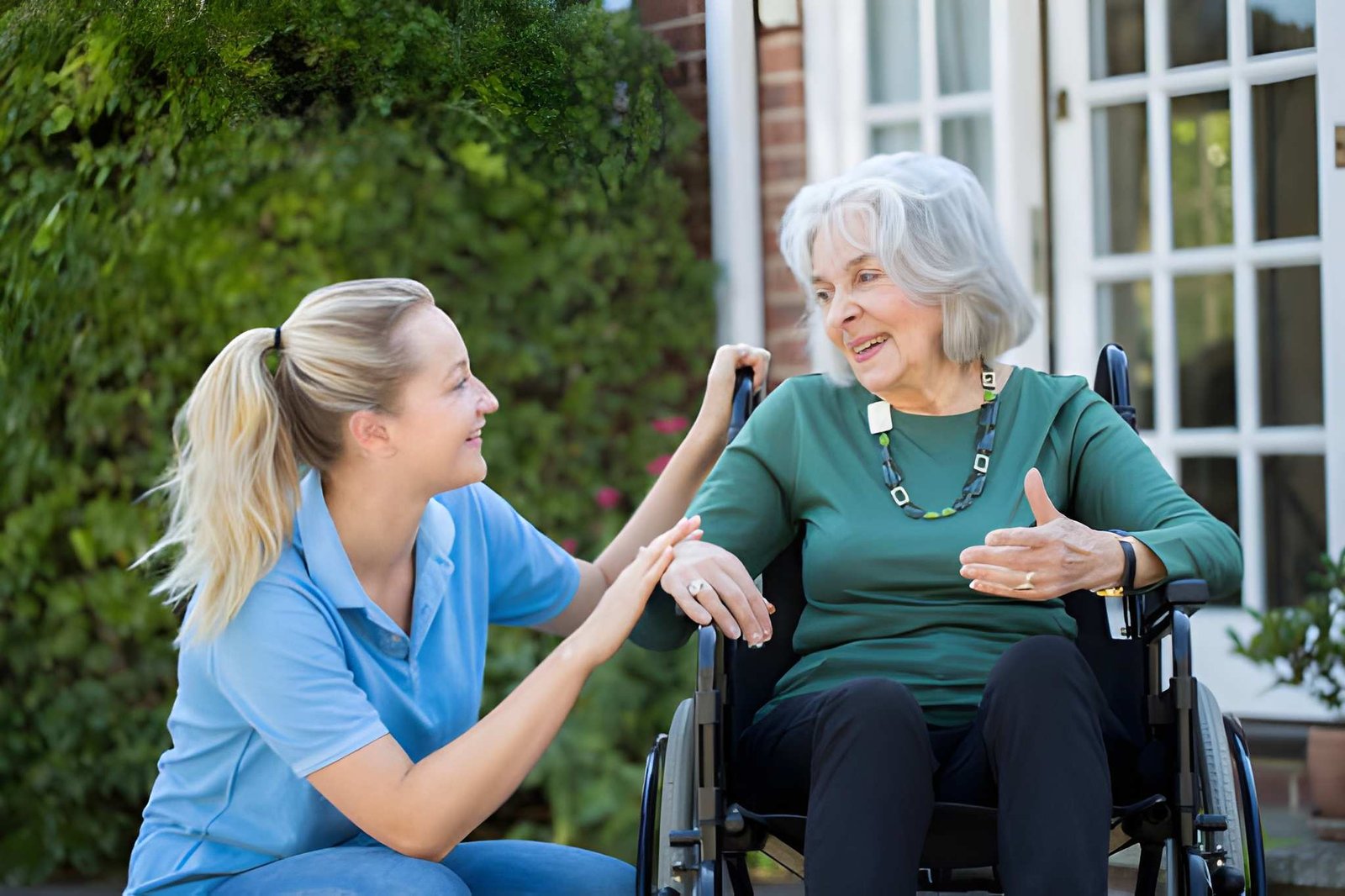 Care Nursing Home vs Home Care explained to help choose the best option for your loved ones based on care needs and support.