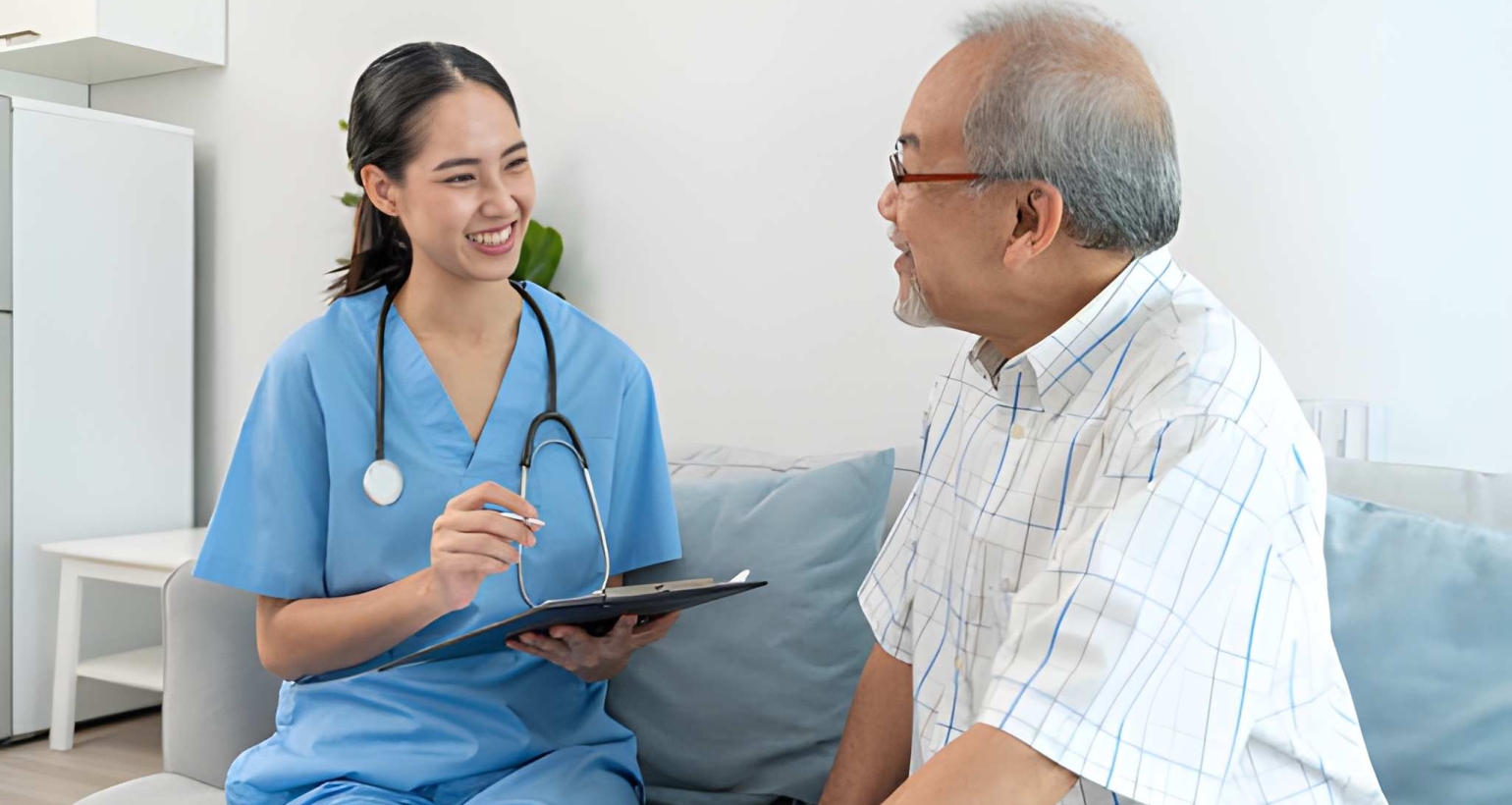 Tailored Senior Home Care Florida helps aging parents stay comfortable at home with personal care and support. Call us today!