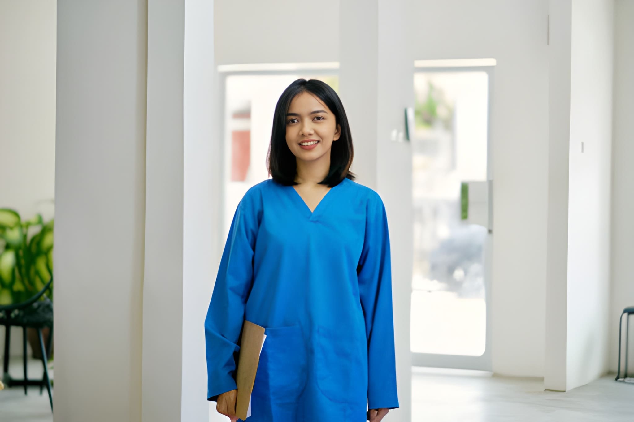 Entry-Level HHA Jobs in Broward County help new caregivers with training, certification, and local job guidance. Apply today!