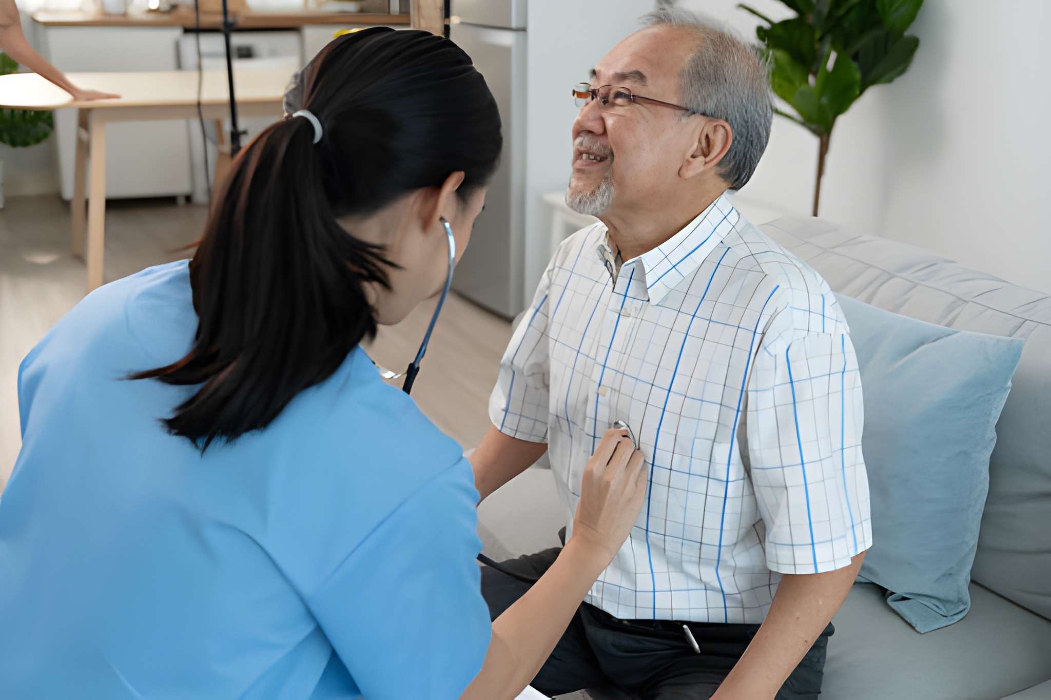 Tailored Senior Home Care Florida helps aging parents stay comfortable at home with personal care and support. Call us today!